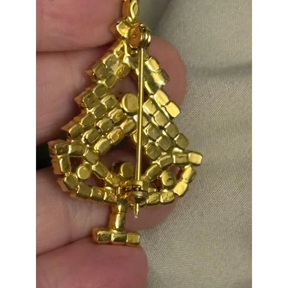 Vintage Rhinestone Christmas Tree Brooch Gold Tone 2”